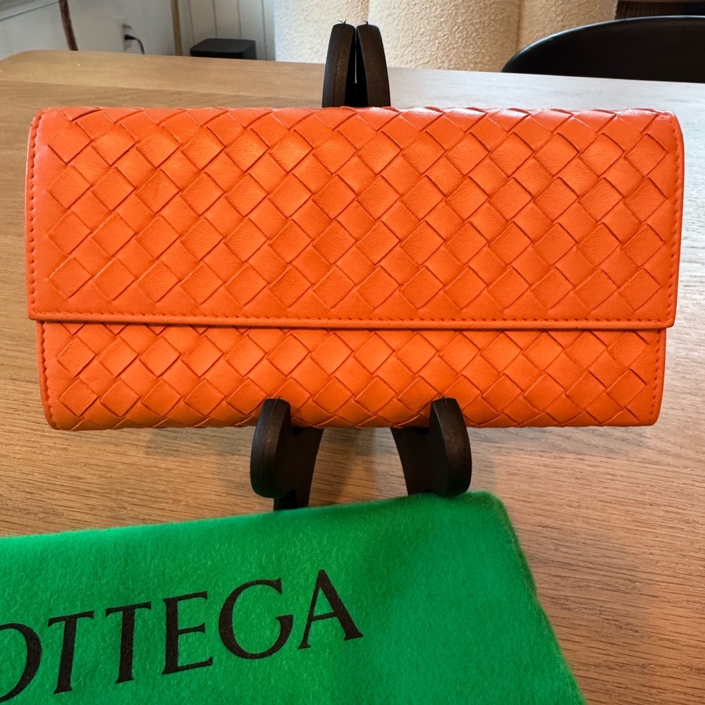 Bottega Veneta Intrecciato Long Wallet in Orange
